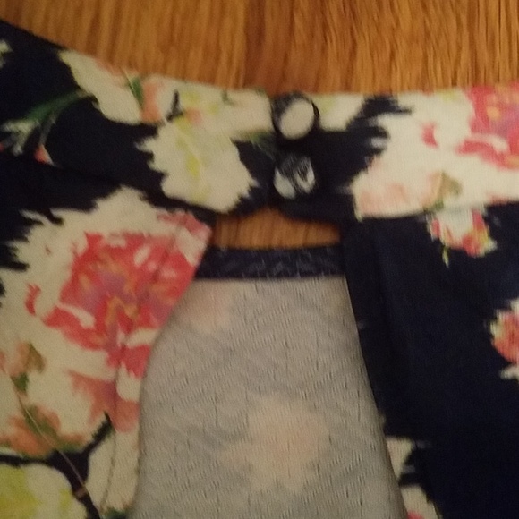 DONATED - Picture 4 of 5